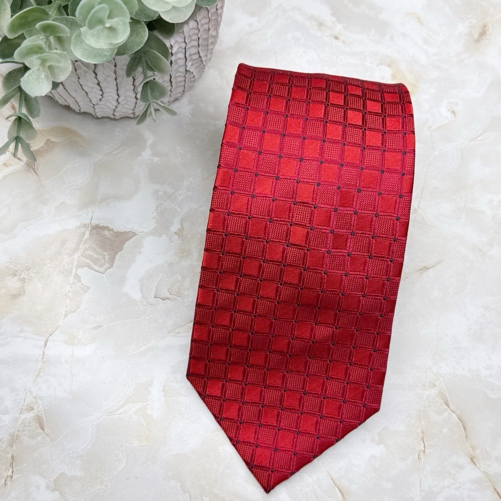 NWOT Jos. A. Bank Red Navy Silk Tie 3 3/8" - 59" Business Casual Preppy Office‎